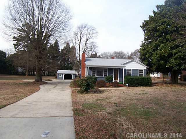 1221 Thompson Avenue Charlotte NC 28216