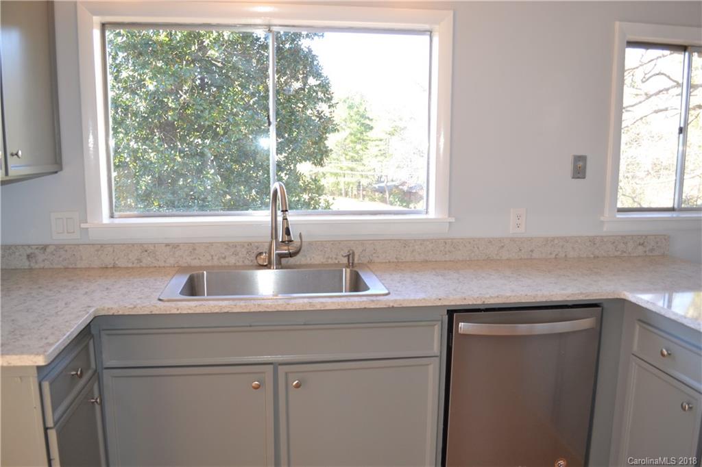 100 Dogwood Grove Asheville NC 28805
