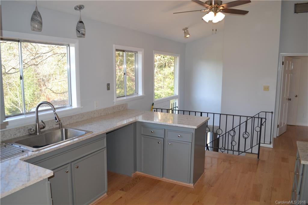 100 Dogwood Grove Asheville NC 28805