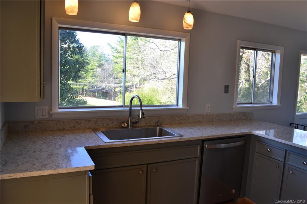 100 Dogwood Grove Asheville NC 28805