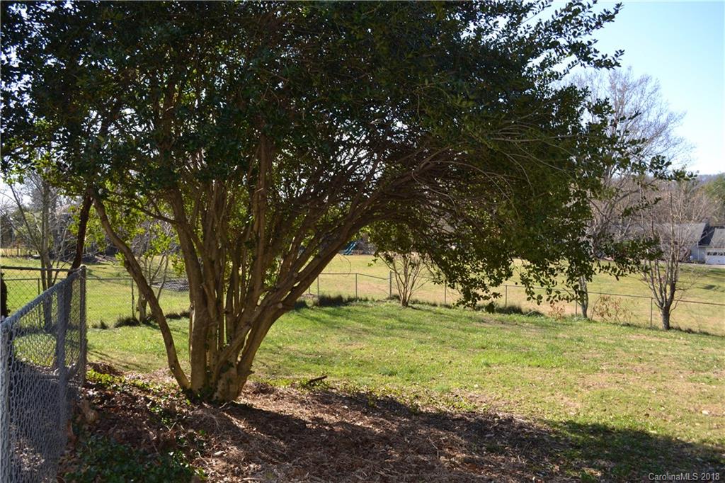 100 Dogwood Grove Asheville NC 28805