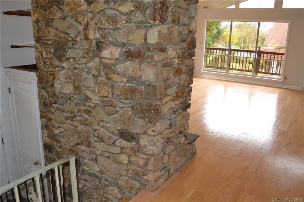100 Dogwood Grove Asheville NC 28805