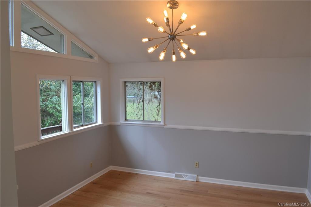 100 Dogwood Grove Asheville NC 28805