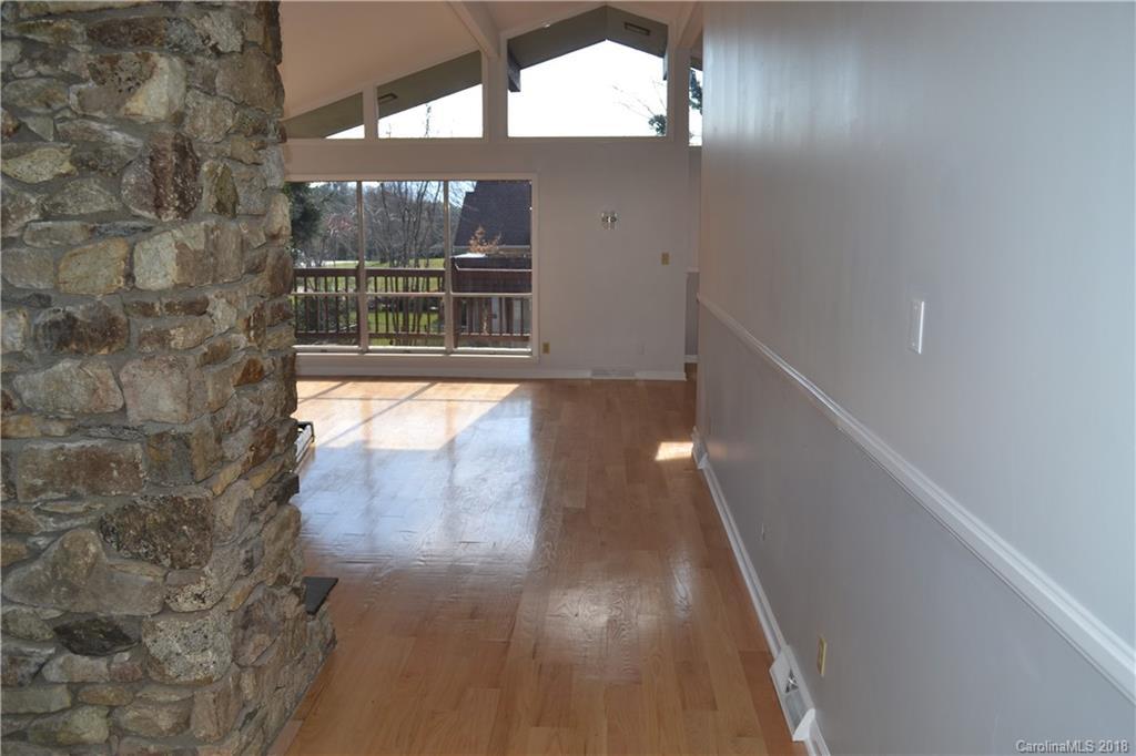 100 Dogwood Grove Asheville NC 28805