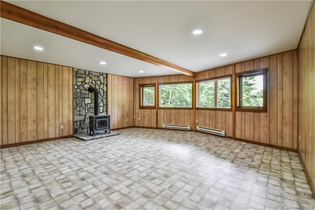 6 Orchard Knob Lane Black Mountain NC 28711