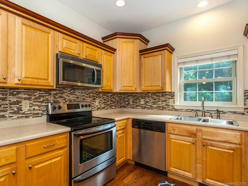 79 Driftstone Circle Arden NC 28704