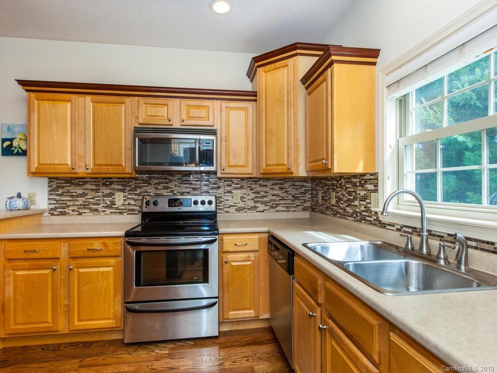 79 Driftstone Circle Arden NC 28704