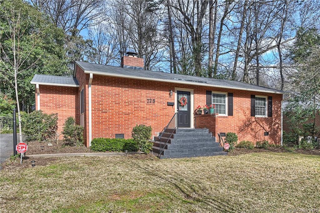 725 Lochridge Road Charlotte NC 28209