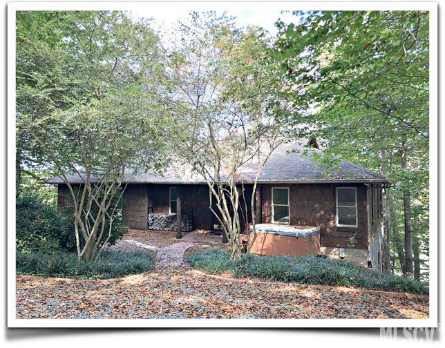 1911 Lake Acres Drive Hickory NC 28601