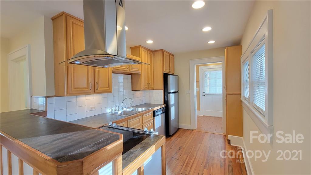 524 Caribou Road Asheville NC 28803