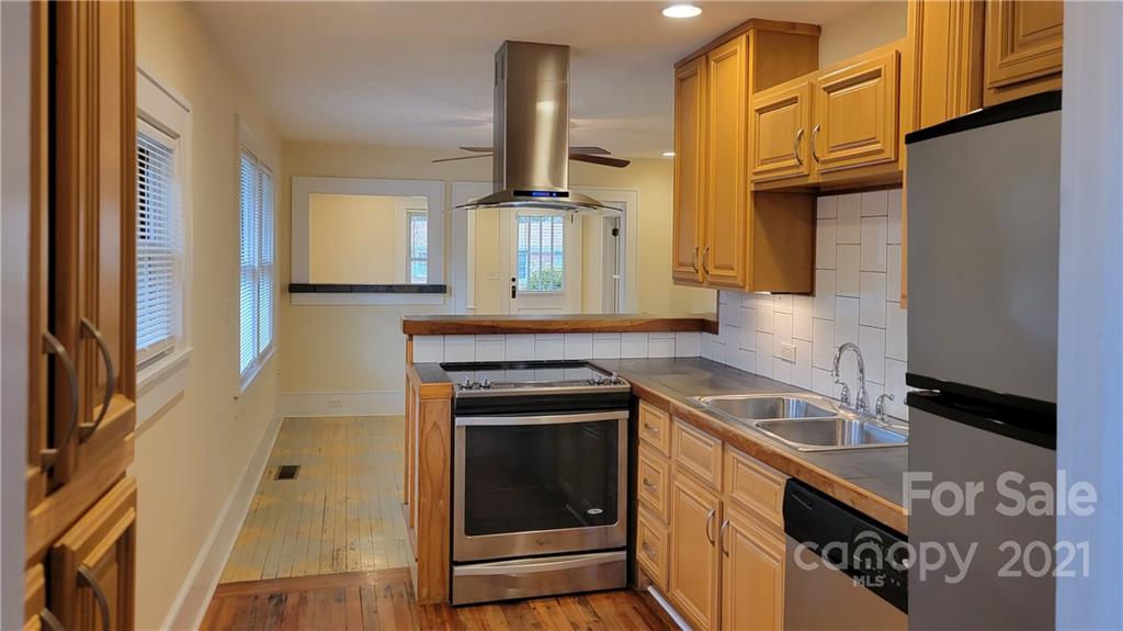 524 Caribou Road Asheville NC 28803
