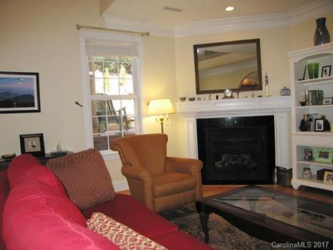107 Willow Oak Drive Asheville NC 28805