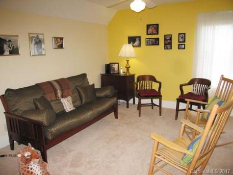 107 Willow Oak Drive Asheville NC 28805