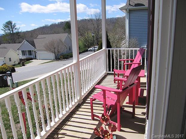 107 Willow Oak Drive Asheville NC 28805