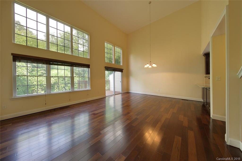 49 Farm Lane Mills River NC 28759