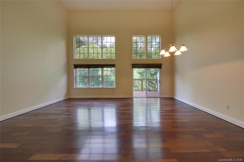 49 Farm Lane Mills River NC 28759