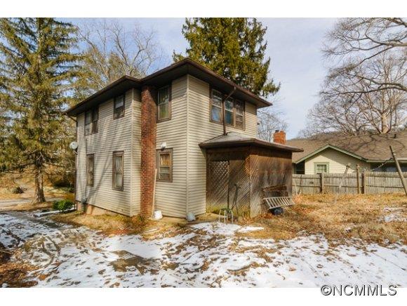 23 Robindale Avenue Asheville NC 28801