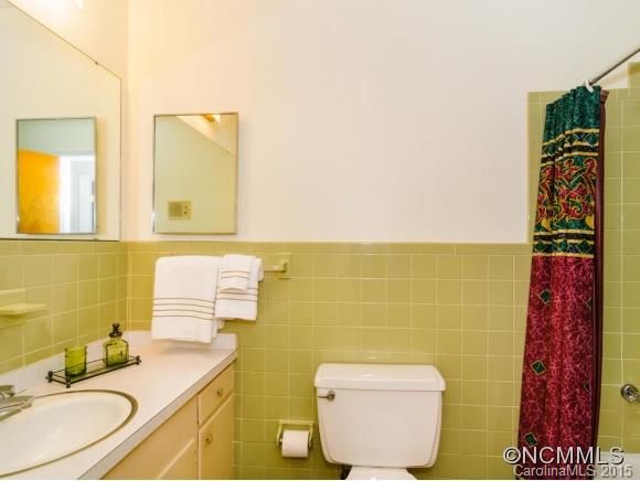 151 Rowland Road Swannanoa NC 28778