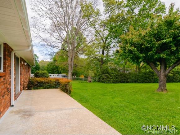 151 Rowland Road Swannanoa NC 28778