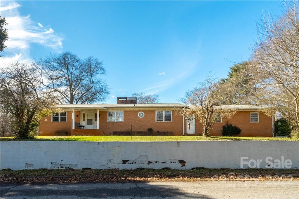 1509 4th Street Drive NE Hickory NC 28601