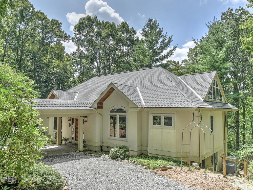 124 Hawk Ridge Asheville NC 28804