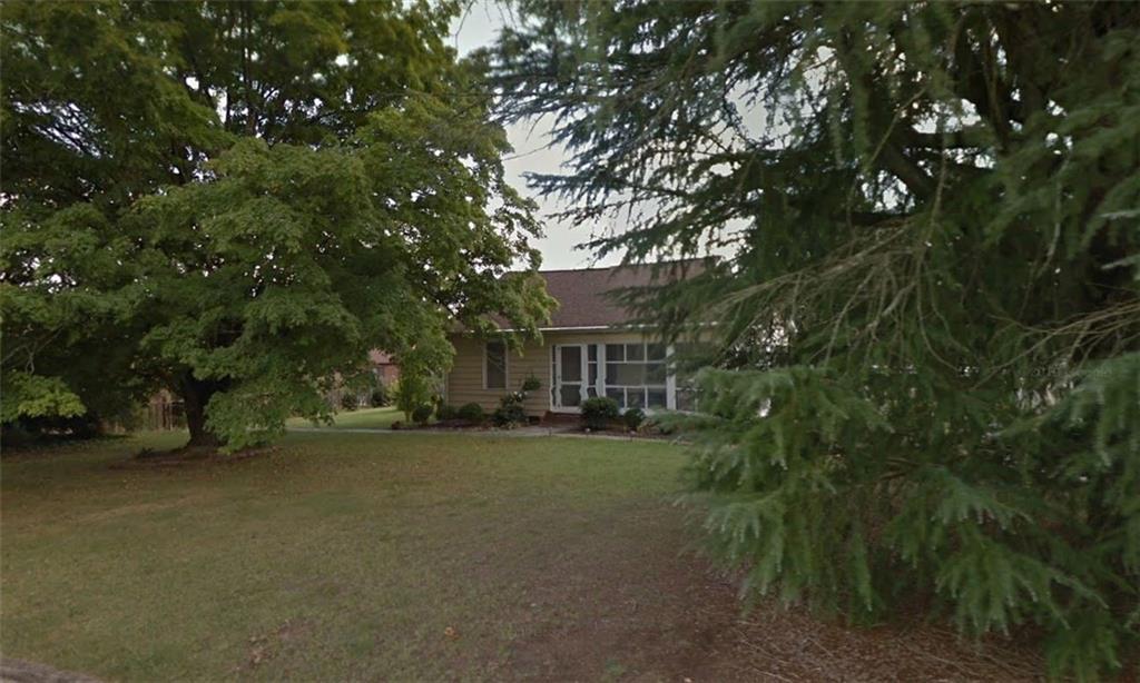 1075 17th Avenue Nw Hickory NC 28601