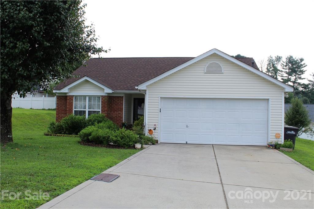 935 Faye Street Statesville NC 28677