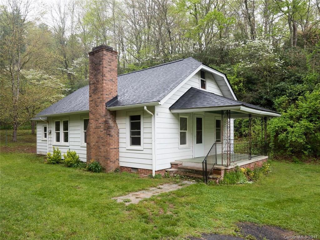 11 Marlowe Road Fairview NC 28730