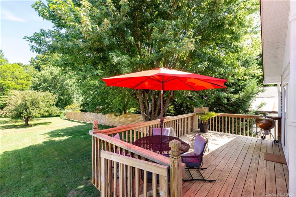 571 Caribou Road Asheville NC 28803