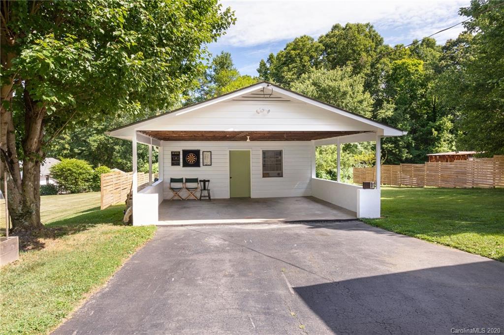 571 Caribou Road Asheville NC 28803
