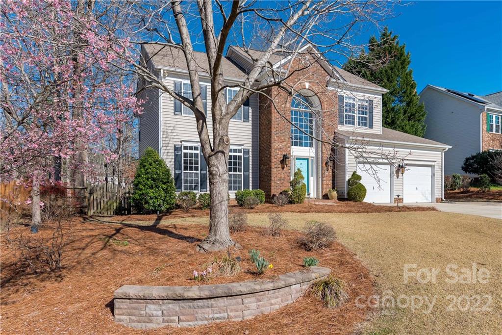 15027 Strathmoor Drive Charlotte NC 28277