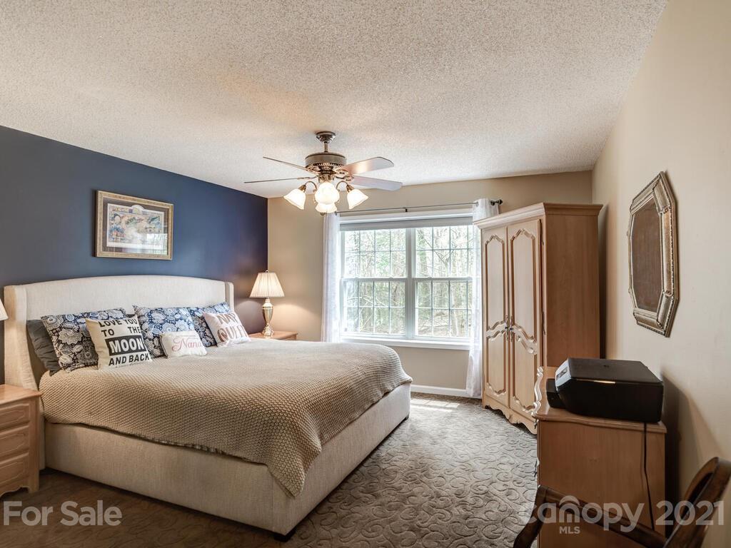 71 Captains Drive Candler NC 28715