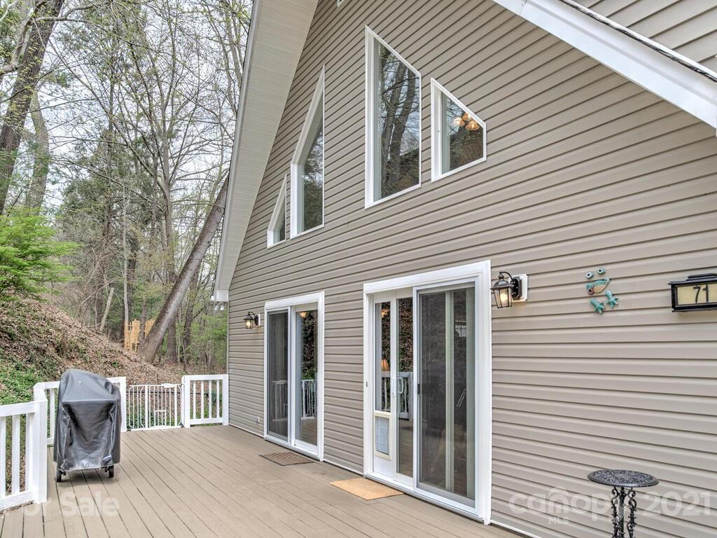 71 Captains Drive Candler NC 28715