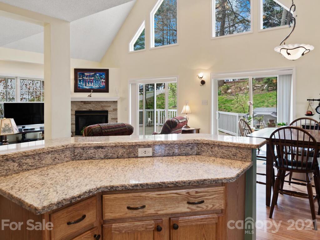 71 Captains Drive Candler NC 28715