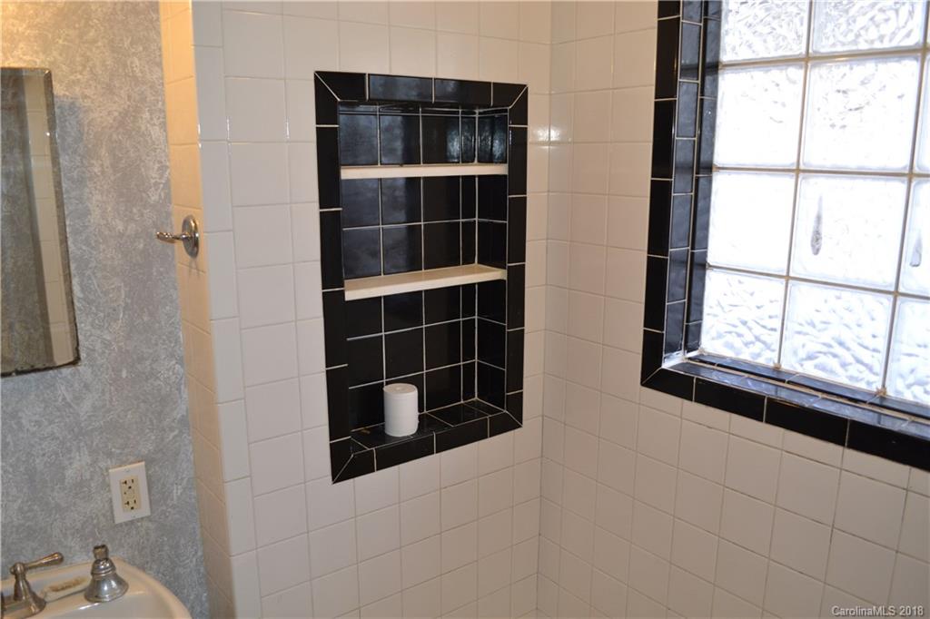 83 Argyle Lane Asheville NC 28806