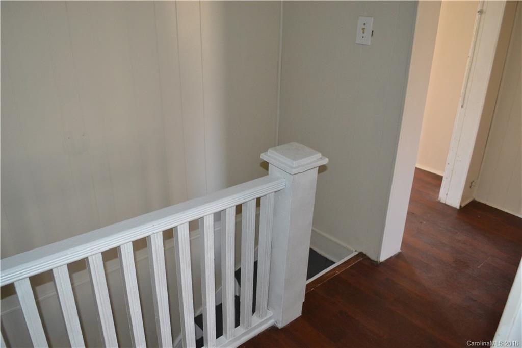 83 Argyle Lane Asheville NC 28806