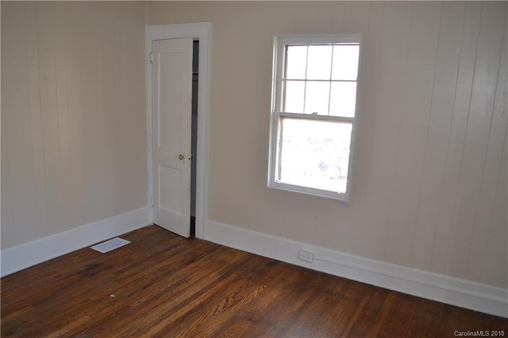 83 Argyle Lane Asheville NC 28806