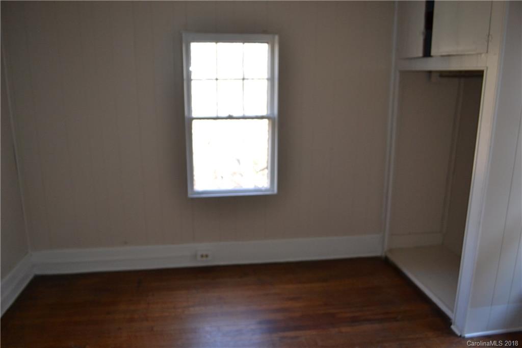 83 Argyle Lane Asheville NC 28806
