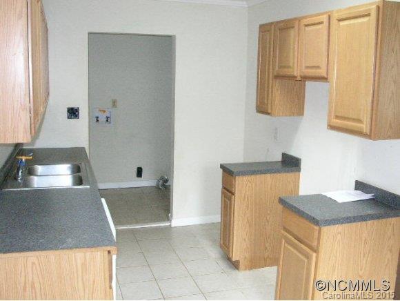 100 Ivy Hill Road Weaverville NC 28787