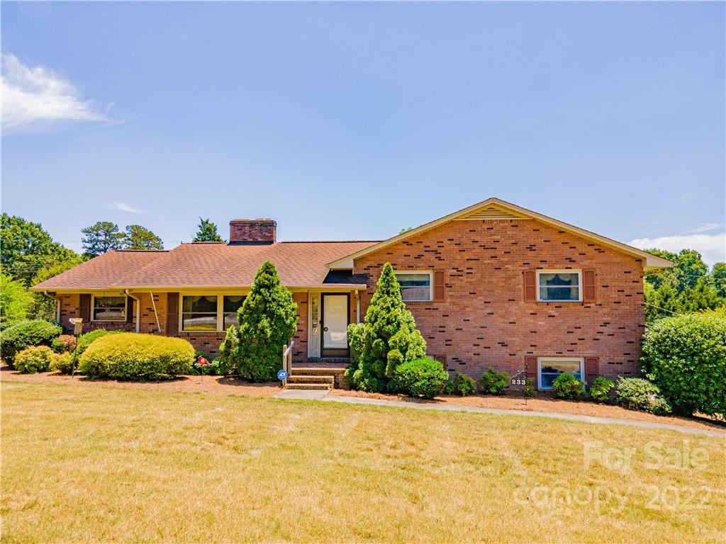 233 Enwood Drive Charlotte NC 28214