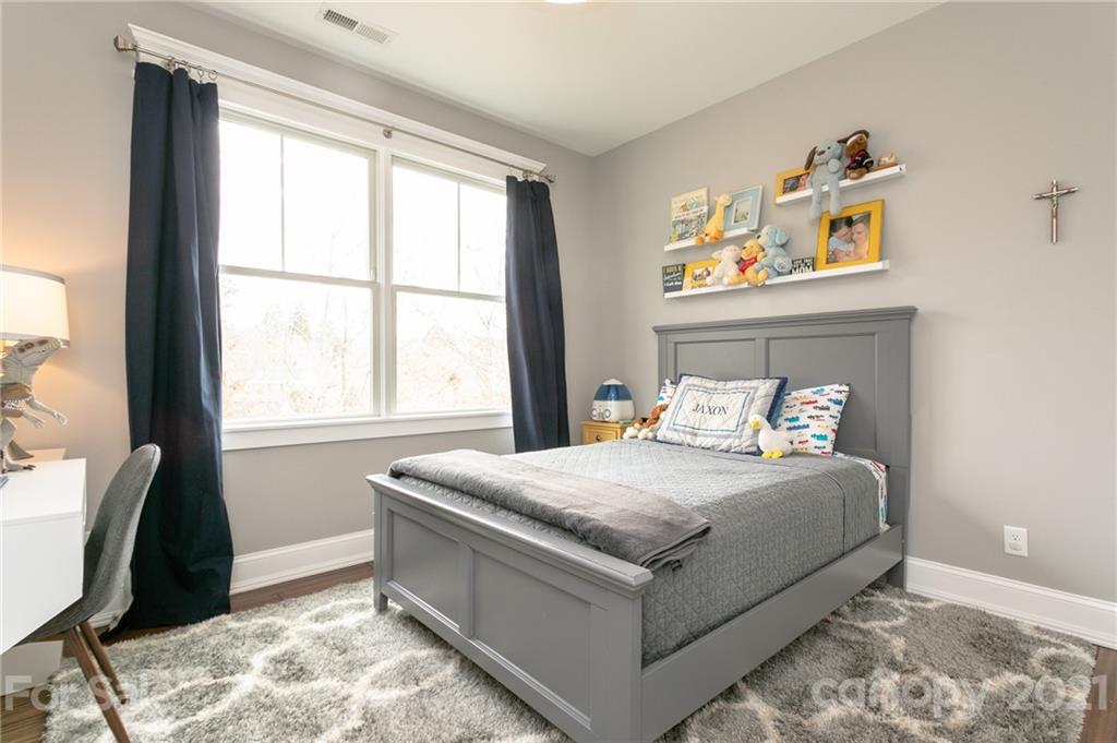 4 Mayfield Road Asheville NC 28804