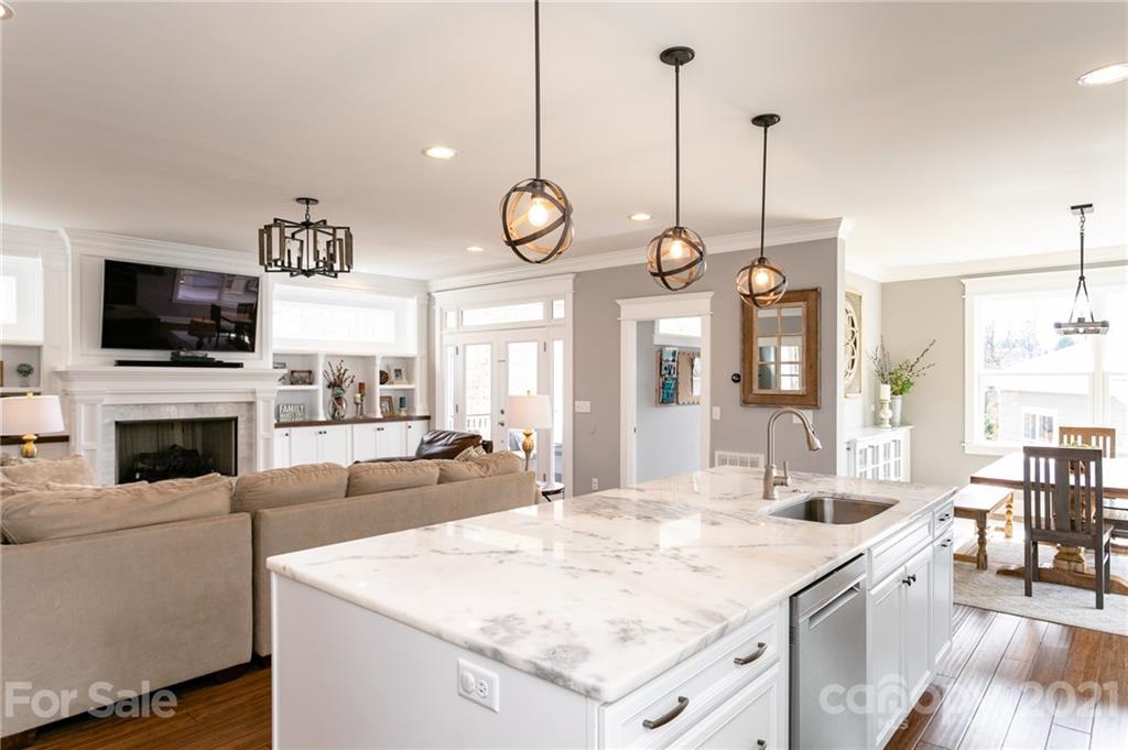 4 Mayfield Road Asheville NC 28804
