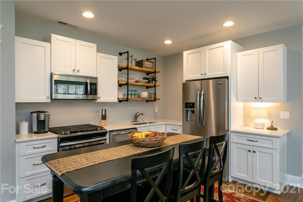 4 Mayfield Road Asheville NC 28804