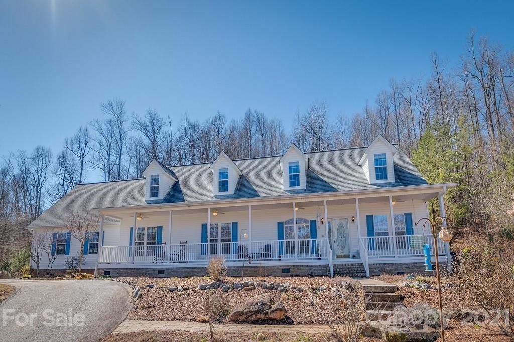 368 Trammel Gap Road Saluda NC 28773