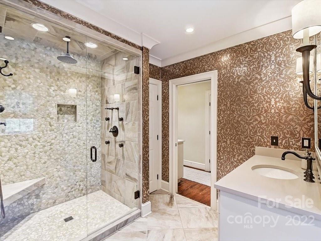 4018 Carnoustie Lane Charlotte NC 28210