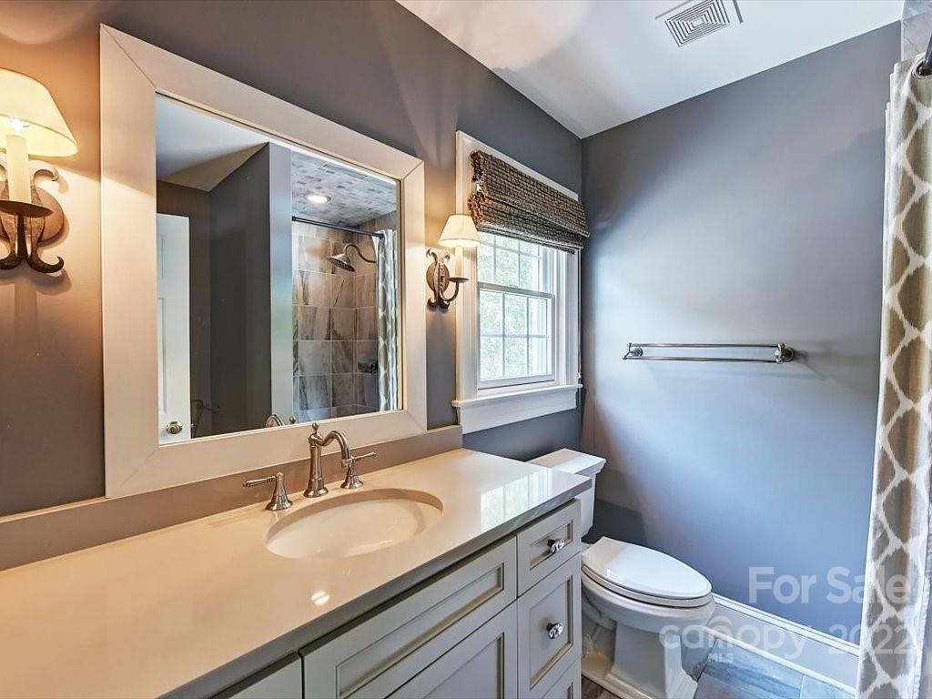 4018 Carnoustie Lane Charlotte NC 28210