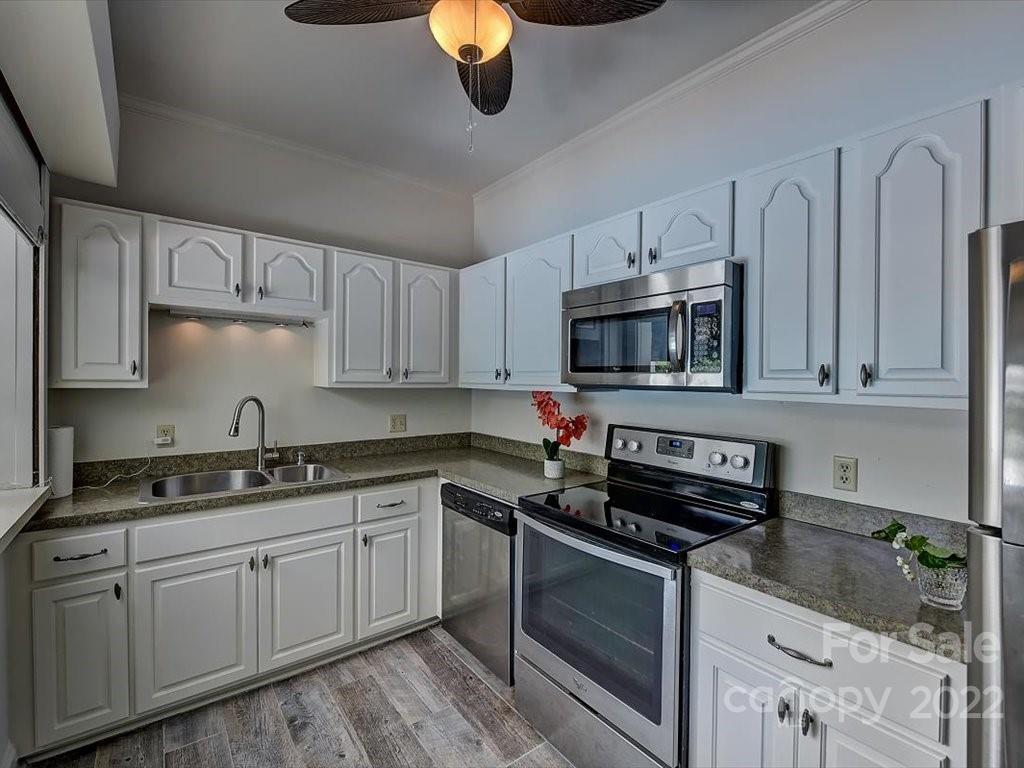 4018 Carnoustie Lane Charlotte NC 28210