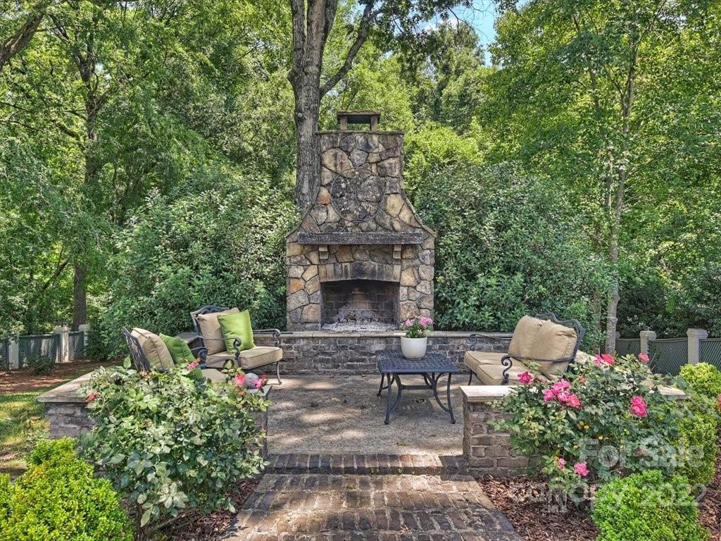 4018 Carnoustie Lane Charlotte NC 28210