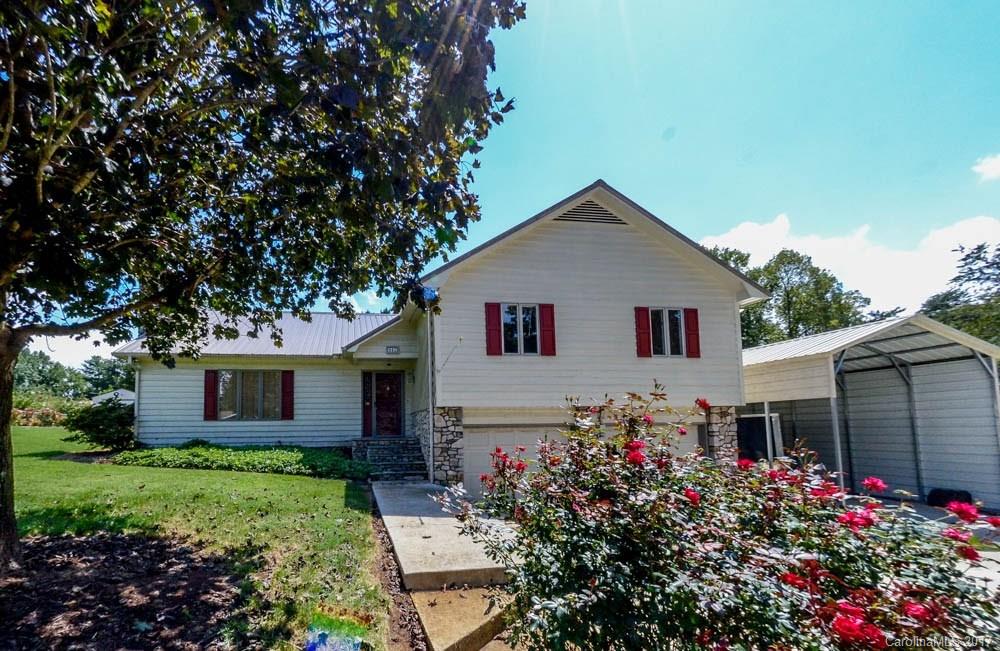 960 36th Avenue Court NE Hickory NC 28601
