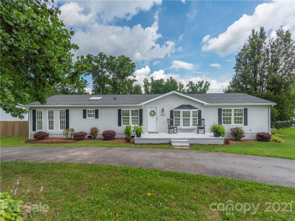 502 Enka Lake Road Candler NC 28715